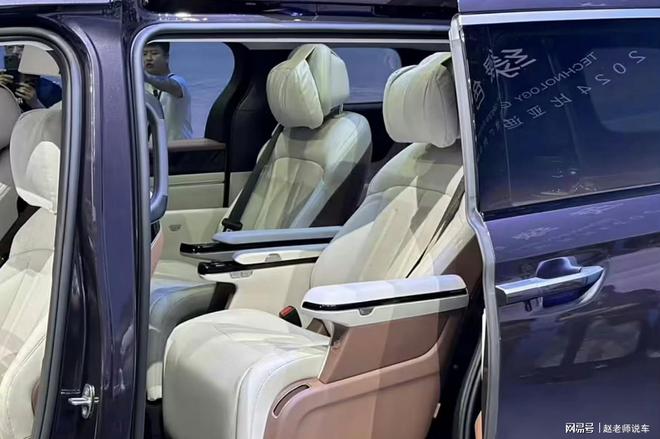 箱彩电和大沙发豪华程度超乎想象J9国际网站比亚迪夏内饰解读冰