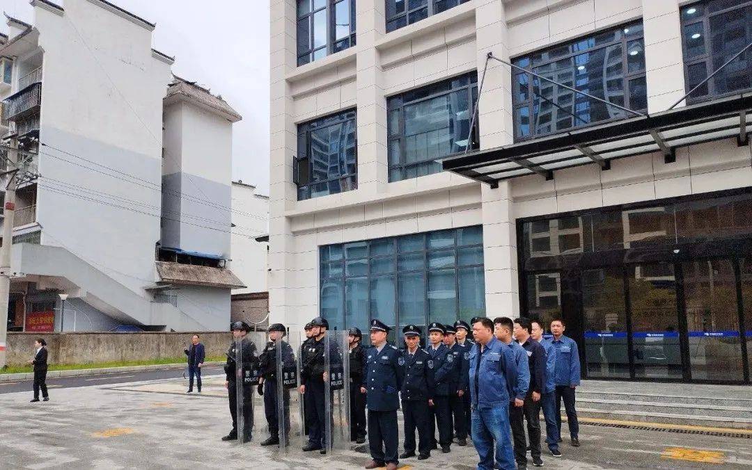 楼物业反恐防暴演练方案j9九游会入口首页办公(图1)