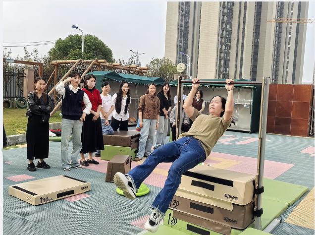 验学校幼儿园趣味酷跑乐享运动j9九游会登录沙洋县汉上实(图2) 验学校幼儿园趣味酷跑乐享运动j9九游会登录沙洋县汉上实(图2)