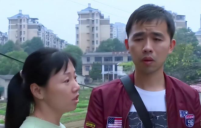 身母亲赶出家门背后真相令人泪目J9数字平台湖南14岁女儿将单(图5)