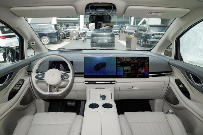 200mm配冷暖冰箱适合商务接待九游会网站全新岚图梦想家：轴距3(图9)