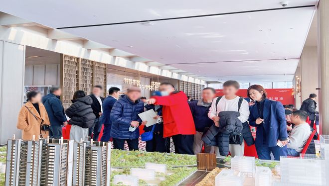 雲网站中環中心望雲售楼处得房率房屋面积九游会j9入口登录新版中環置地中心·望(图4)